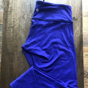 Lululemon full length Wunder unders. Size 8.
